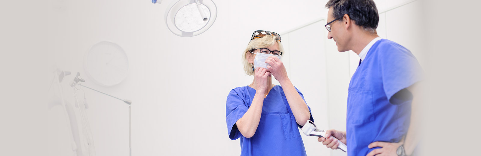 Kopfbild Behandlung der Praxis Dermatologie Potsdam